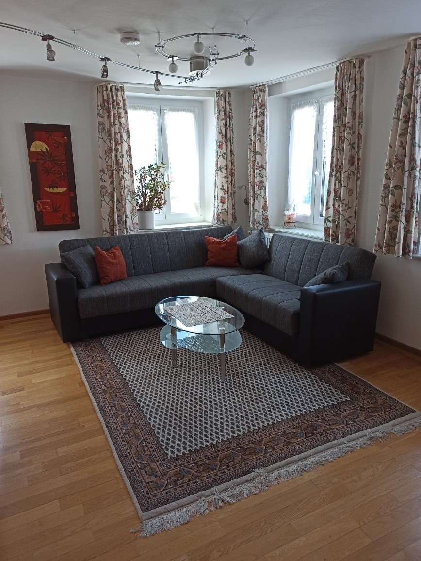 Wohnzimmer in der Ferienwohnung im Gästehaus Barbara Baur